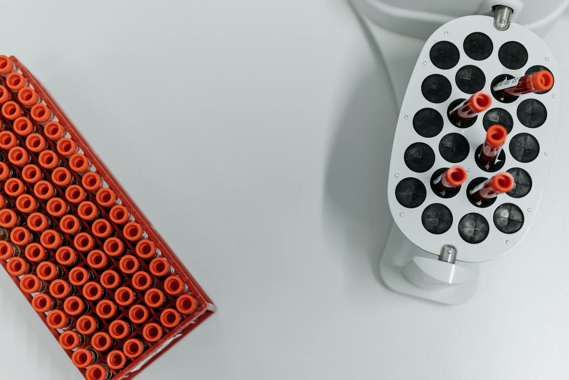 Zor Günlerde Halktan Destek Seli: Kan Bağışı Noktalarında Birlik Mesajı