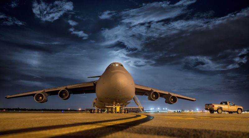 Axios İddiası: ABD, İran Hedefleri İçin B-1 Bombardıman Uçaklarını Yeniden Devreye Aldı