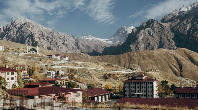 Hakkari’de Yaz Kur’an Kurslarında ‘Hz. Muhammed’in Aile Hayatı’ Semineri Düzenlendi