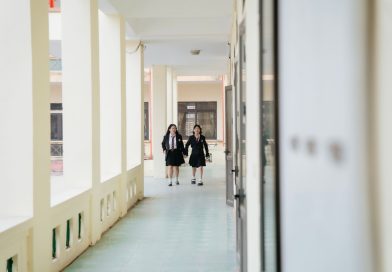 Kastamonu’da Eğitim Seferberliği: Vali Sözer Okul İnşaatlarını Denetledi