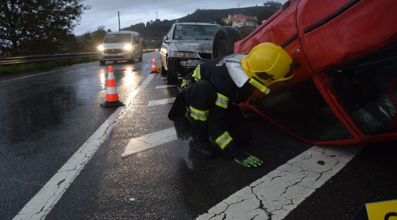 Eskişehir’de Çevre Yolunda Kaza: 1 Yaralı, Mahalle Sakinlerinden Örnek Davranış