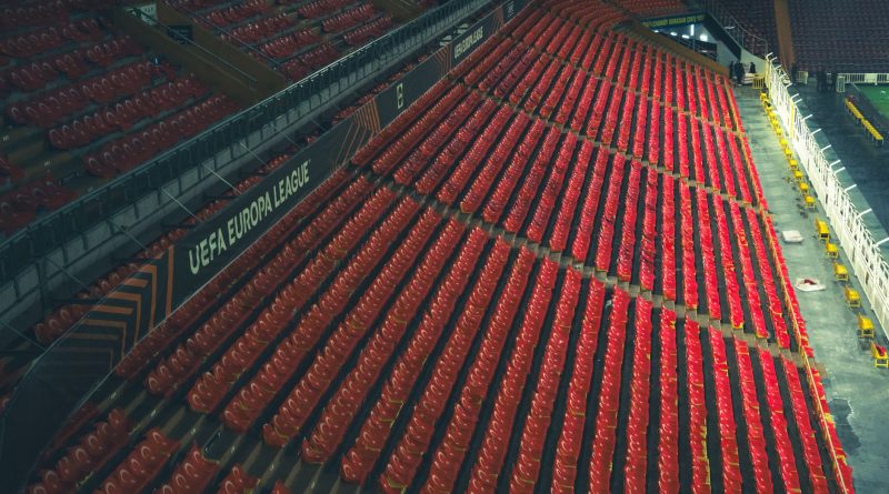 Türk Sporunda Kritik Gelişmeler: Fenerbahçe Hazırlıklarını Sürdürüyor, Denizlispor’da İflas Riski