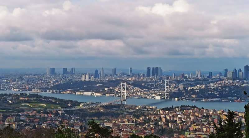 İran’dan Hürmüz Boğazı İçin ABD’ye Şartlı Açılım: Bölgesel Gerilimde Yeni Süreç