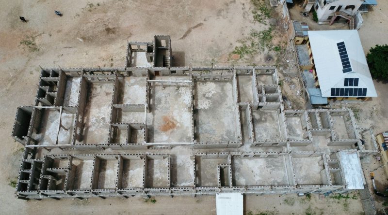 Vali Makas, Dikmeli İlkokulu İnşaatında İncelemelerde Bulundu