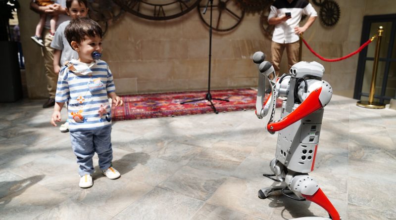 Otomotiv Sektöründe Yeni Dönem: İnsansı Robotlar Üretim Bantlarında