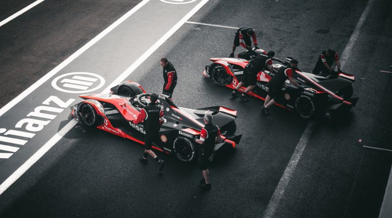 Cadillac F1 Takımında Sürpriz Liderlik: Marcin Budkowski Dönemi Başladı