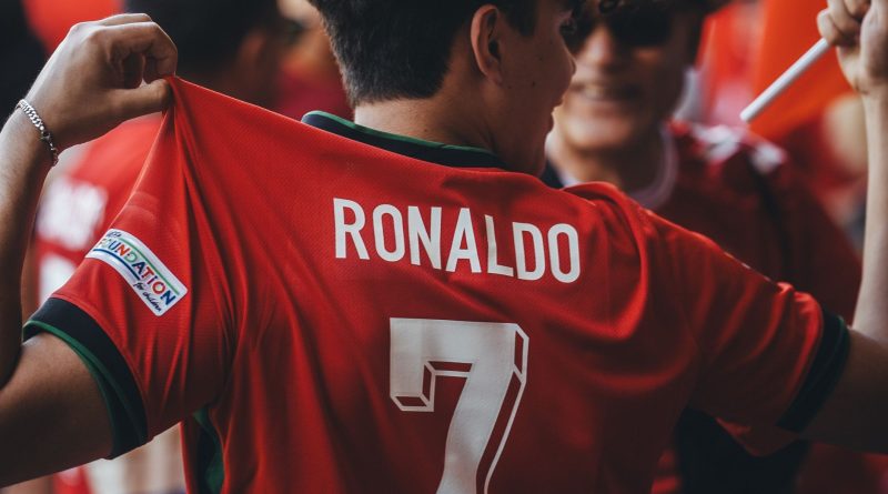 Cristiano Ronaldo’dan Futbol Dünyasını Sarsan Emeklilik Açıklaması